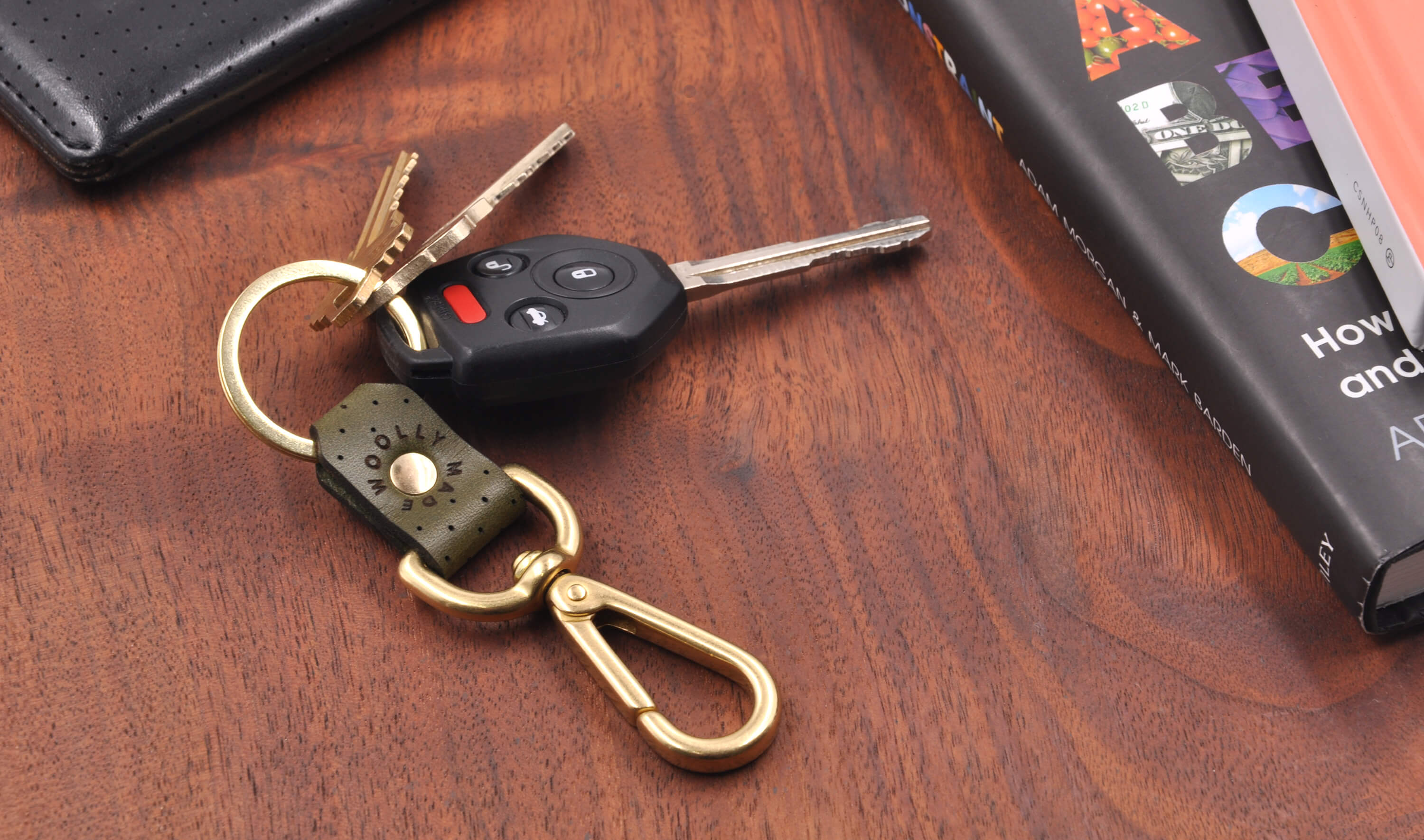 【7日以内発送】Llife LEATHER KEY CHAIN kawasaki : Oval Leather Key Chain [J7002-0144]